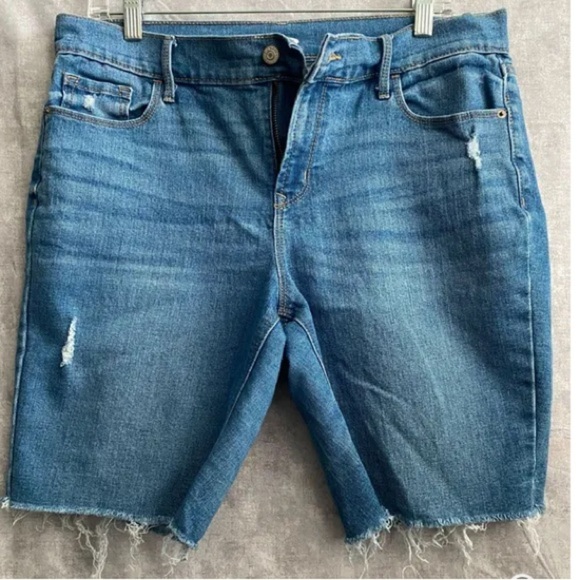 Old Navy Pants - New Old Navy Jean Shorts Size 10